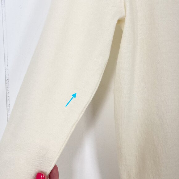 Tilley Stretch Merino Turtleneck Sweater Merino Wool * flaws * Size Medium Cream - Picture 8 of 16